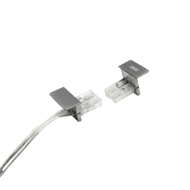 TAPA CON CONECTOR (2m) + 1 TAPA PARA LUZ LED LJ06055 (JGO)