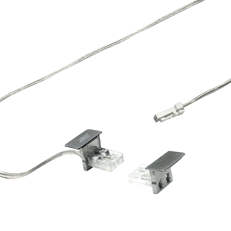 TAPA CON CONECTOR (2m) + 1 TAPA PARA LUZ LED LJ06055 (JGO)